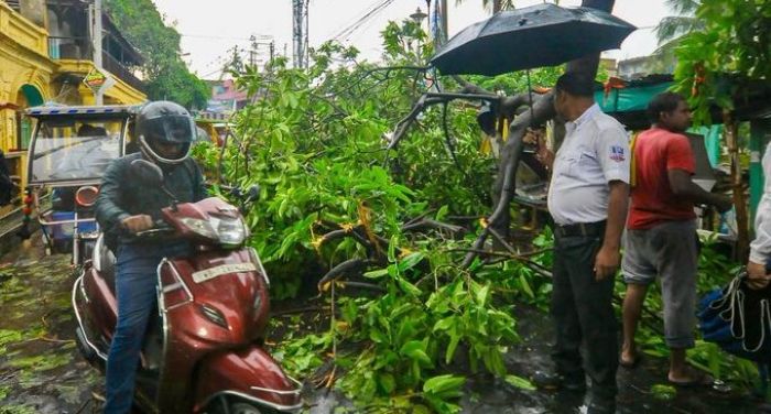 Seven killed as storms, heavy rain lash Kolkata and South Bengal