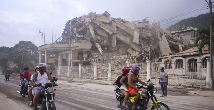 Venezuela earthquakes: Death toll jumps to 164, 971 injured