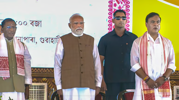 Himanta Biswa Sarma takes oath as Assam CM for 2nd term