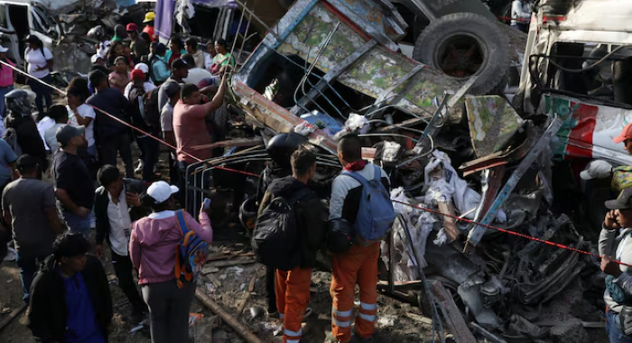 Colombia highway bomb attack kills 14