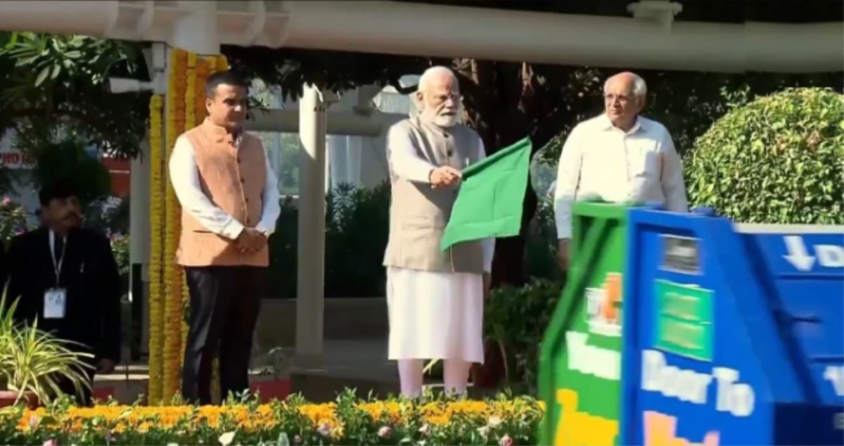 PM Modi unveils,lays foundation for Rs 400 cr projects in Ekta Nagar