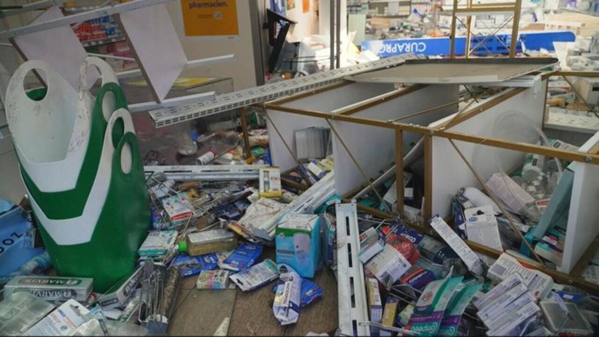 France imposes partial curfews in several cities