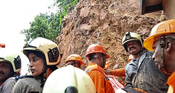 Landslide in Mumbai kills 7