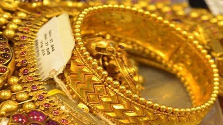 India raises gold, silver tariffs to 15 pc to curb imports