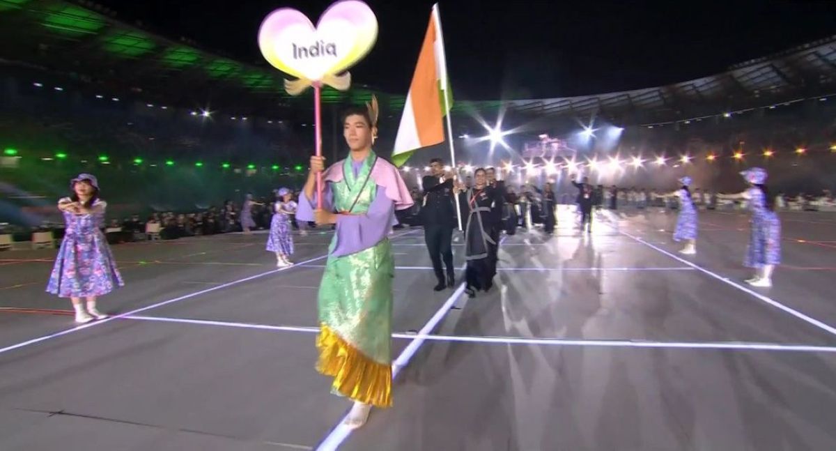 Pawan and Manu lead India at Asian Games opening ceremony