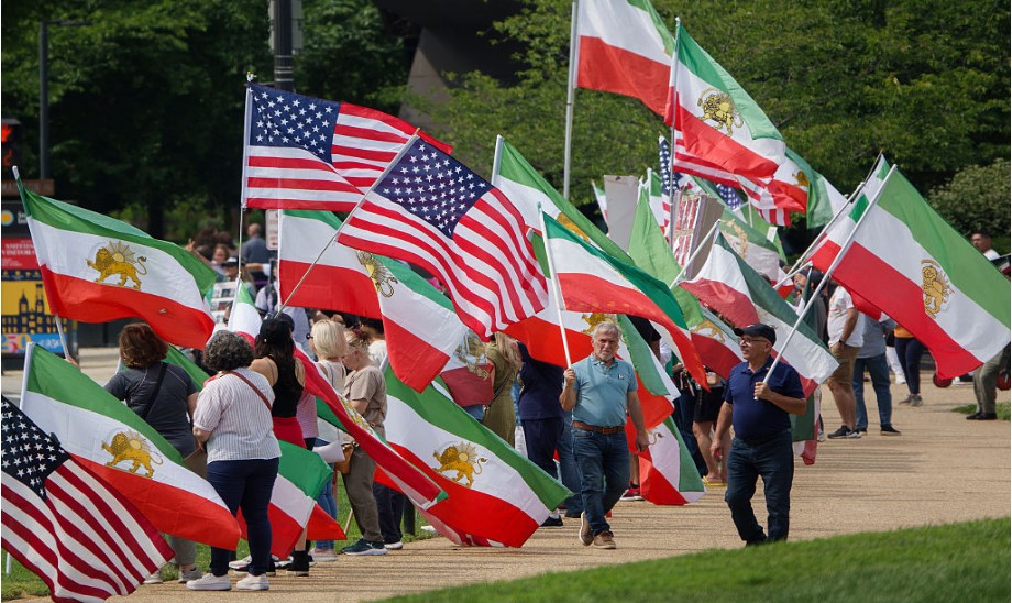 Iran ties Strait of Hormuz reopening to US concessions on key demands