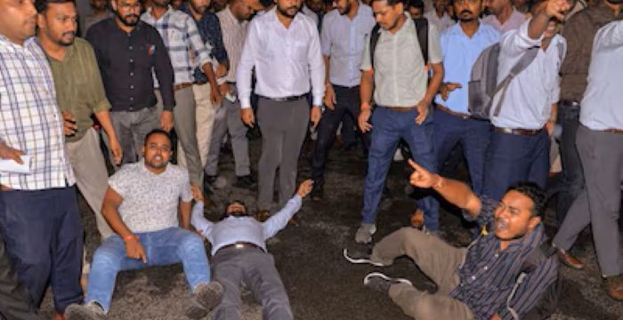 Successful aspirants protest in Ranchi after govt cancels exam
