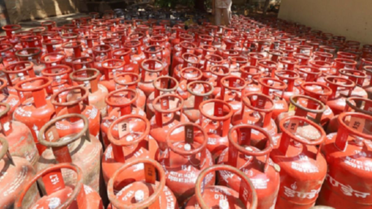 Biometric Aadhaar authentication must for subsidised LPG refills