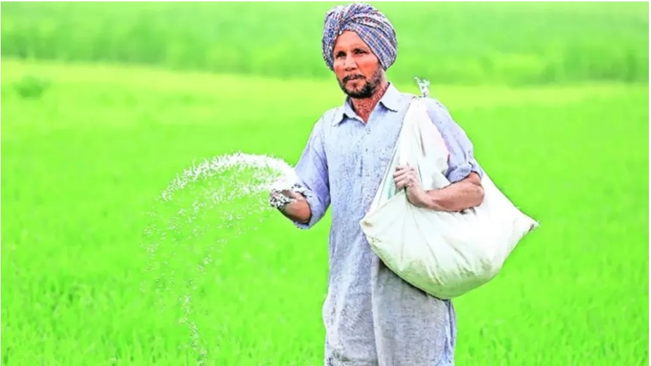 Subsidised fertiliser ban in MP in Kharif season sparks anxiety among farmers