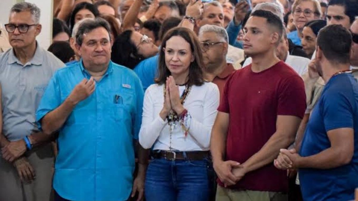 Nobel laureate Maria Corina Machado returns to Venezuela