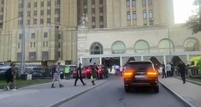 Explosion at Moscow cafe kills three people, 21 injured