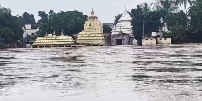 Odisha reels under monsoon rains, 3 killed in Chhatisgarh