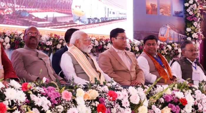 Vote for BJP to end 'Mahajungle Raj' of TMC, PM Modi in Singur