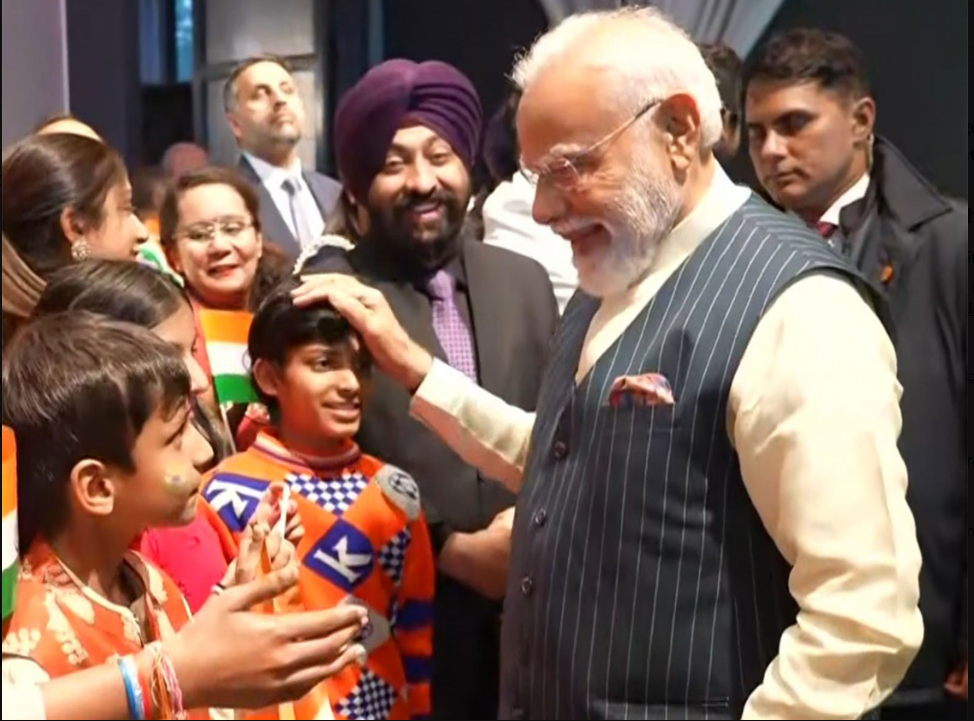 Indian diaspora hosts cultural welcome for PM Modi in Hague