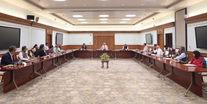 PM Modi discusses with EAC measures to further boost growth