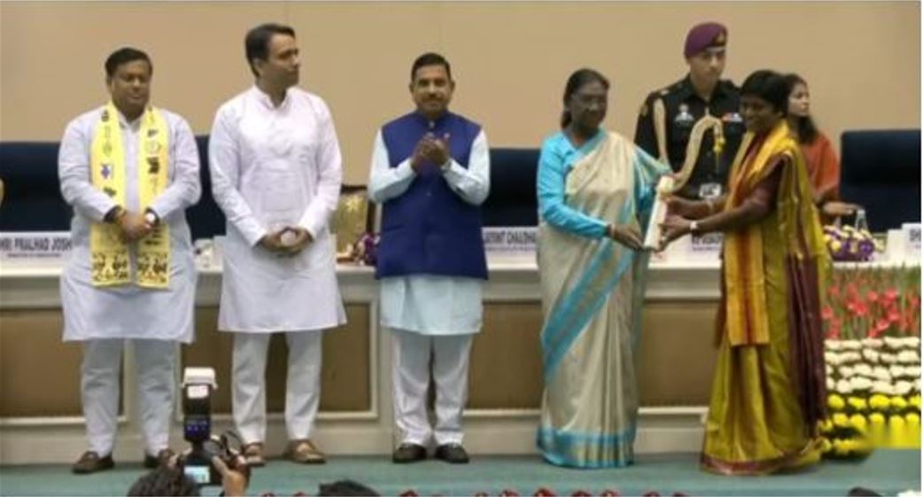 Prez Murmu urges Teachers to embrace technology for better learning