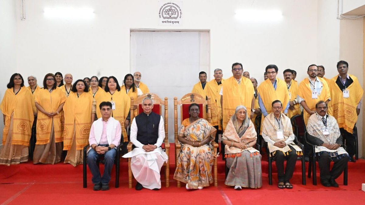Youth can play an important role in achieving Viksit Bharat goal: Murmu