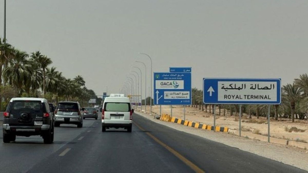 Saudi oil facilities, airports targeted in fresh Houthi attacks