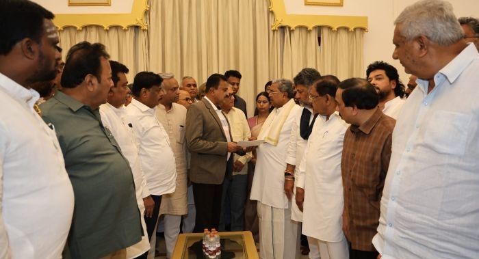 Karnataka: Siddaramaiah resigns as CM, declines Rajya Sabha offer
