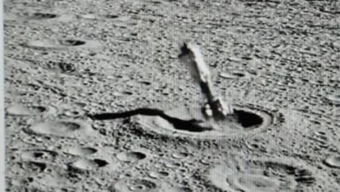 SpaceX Falcon 9 rocket crashes on Moon