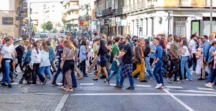 Spain to grant legal status to half a million unauthorized immigrants