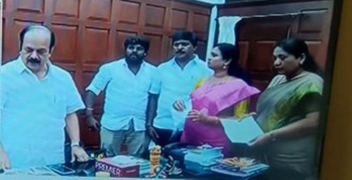 Tamil Nadu:3 AIADMK MLAs resign and join VIJAY's TVK