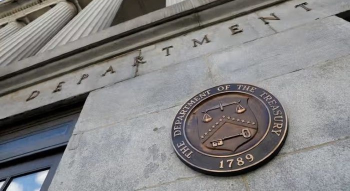 US sanctions Turkish bank to cut Iran's financial lifelines