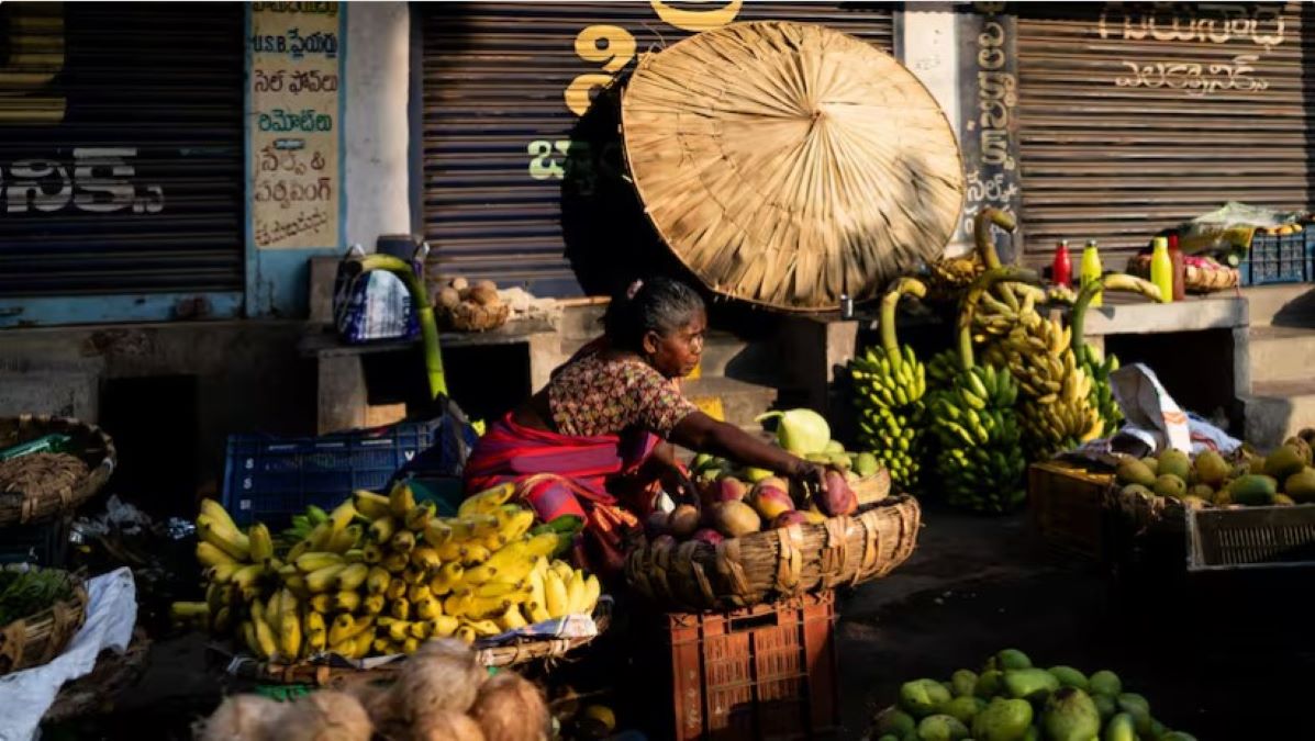 Wholesale inflation jumps to 11.39% in Sept as food, fuel costs rise