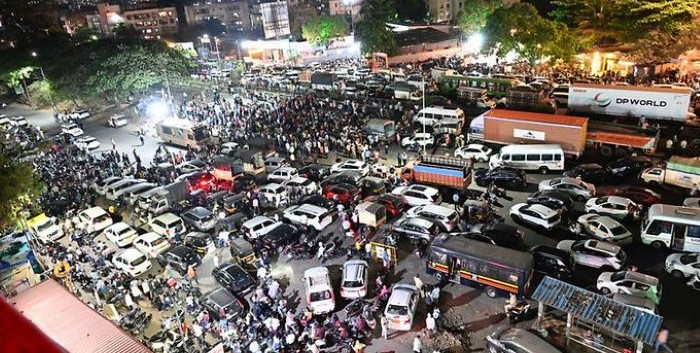 Protesters block Highway over minor's sexual assault, murder in Pune